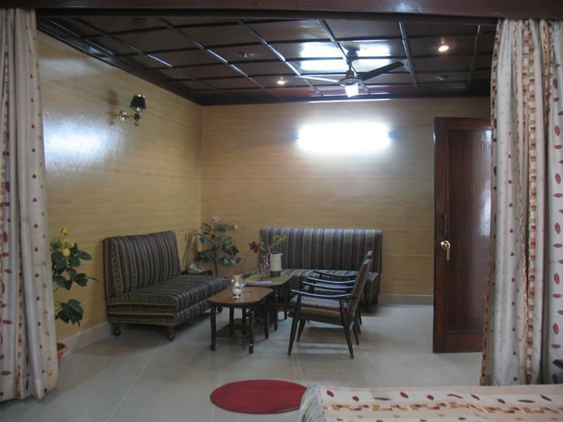 Hôtel Gaurav à Kanpur Extérieur photo